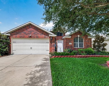 16123 Ducktail Lane - Photo Thumbnail 4