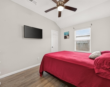 16123 Ducktail Lane - Photo Thumbnail 23