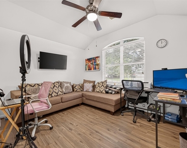 16123 Ducktail Lane - Photo Thumbnail 25