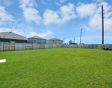 10411 Birds Nest Drive - Photo Thumbnail 44