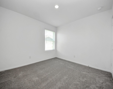 10411 Birds Nest Drive - Photo Thumbnail 37