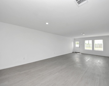 10411 Birds Nest Drive - Photo Thumbnail 24