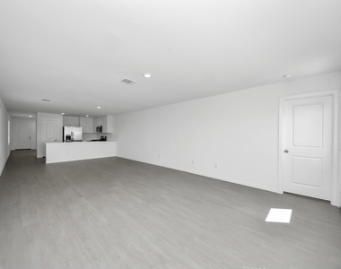 10411 Birds Nest Drive - Photo Thumbnail 18