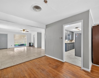 1509 Ronson Road - Photo Thumbnail 3