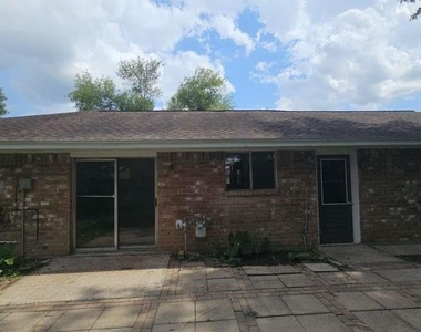 934 Dellbrook Drive - Photo Thumbnail 8