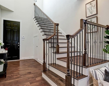 8808 Hollister Pine Court - Photo Thumbnail 2