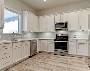 8808 Hollister Pine Court - Photo Thumbnail 8