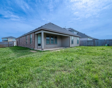 29326 Red Rocks Park Drive - Photo Thumbnail 35