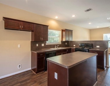 8142 Cabot Street - Photo Thumbnail 2