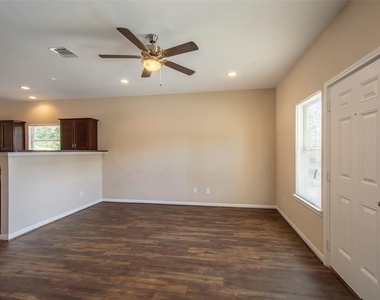 8142 Cabot Street - Photo Thumbnail 16