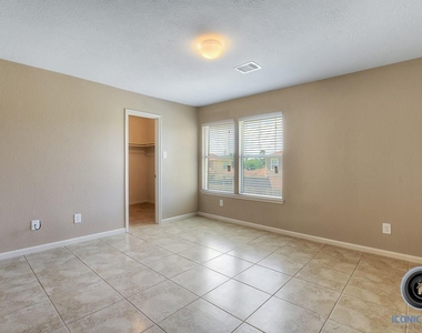 29434 Legends Bluff Drive - Photo Thumbnail 25