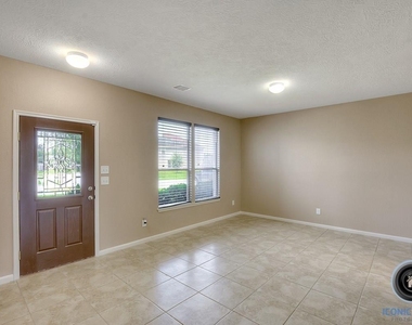 29434 Legends Bluff Drive - Photo Thumbnail 6