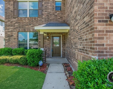 29434 Legends Bluff Drive - Photo Thumbnail 4