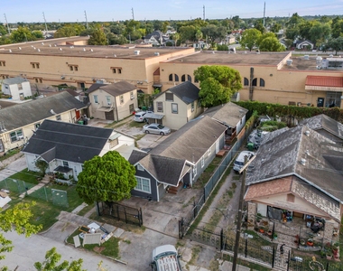 6940 Avenue K - Photo Thumbnail 8