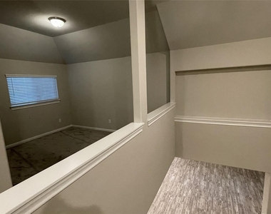5802 Golden Peak Lane - Photo Thumbnail 19