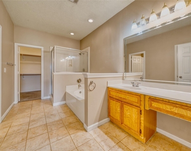 770 Hunt Road - Photo Thumbnail 11