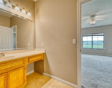 770 Hunt Road - Photo Thumbnail 12
