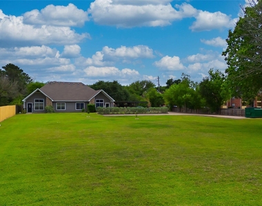 770 Hunt Road - Photo Thumbnail 24