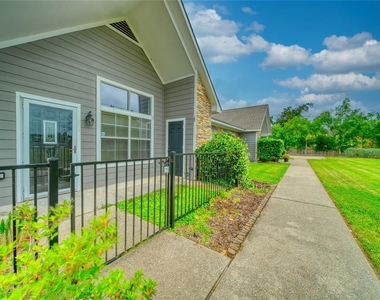 770 Hunt Road - Photo Thumbnail 2