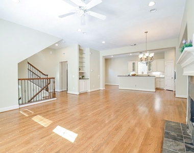 222 Knox Street - Photo Thumbnail 22