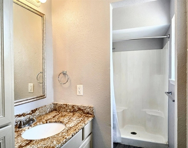 22619 Deville Drive - Photo Thumbnail 14