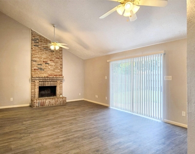 22619 Deville Drive - Photo Thumbnail 3