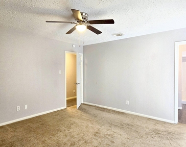 22619 Deville Drive - Photo Thumbnail 13