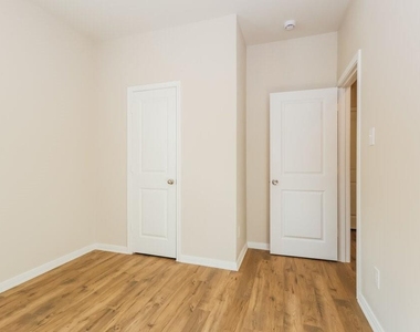 408 San Miguel Creek Drive - Photo Thumbnail 11