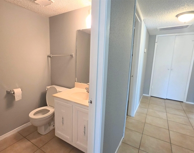 10526 Chapel Hill Drive - Photo Thumbnail 7