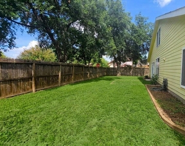 10526 Chapel Hill Drive - Photo Thumbnail 22