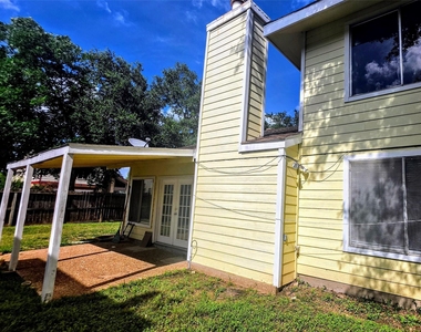 10526 Chapel Hill Drive - Photo Thumbnail 21