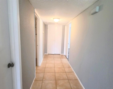 10526 Chapel Hill Drive - Photo Thumbnail 8