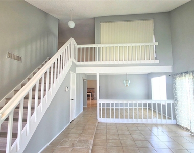 10526 Chapel Hill Drive - Photo Thumbnail 2