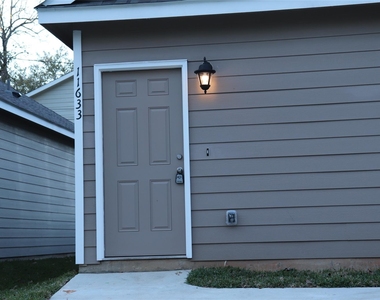 11633 Vistawood Street - Photo Thumbnail 1
