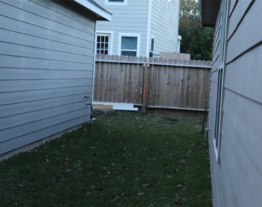 11633 Vistawood Street - Photo Thumbnail 2