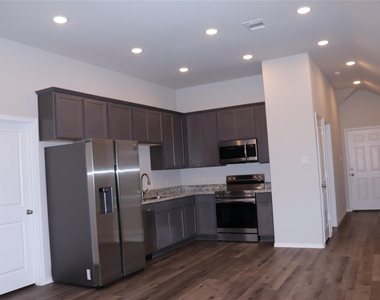 11633 Vistawood Street - Photo Thumbnail 11