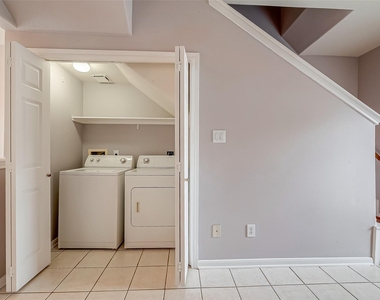206 Sydnor Street - Photo Thumbnail 12
