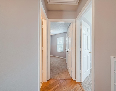 206 Sydnor Street - Photo Thumbnail 14