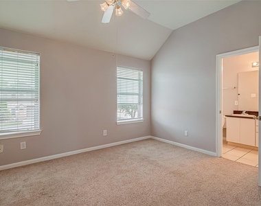 206 Sydnor Street - Photo Thumbnail 23