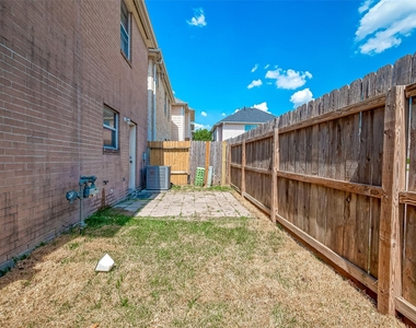 206 Sydnor Street - Photo Thumbnail 31