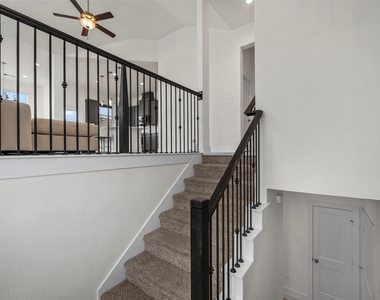 21130 Medina River Drive - Photo Thumbnail 19