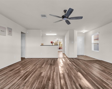 3050 Thicket Path Way - Photo Thumbnail 11