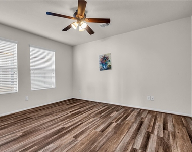 3050 Thicket Path Way - Photo Thumbnail 14