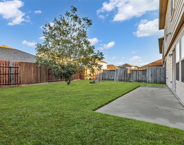 3050 Thicket Path Way - Photo Thumbnail 23