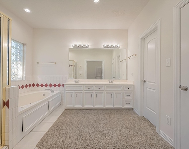 1189 Lovett Street - Photo Thumbnail 26