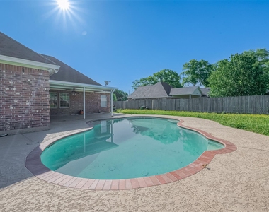 1189 Lovett Street - Photo Thumbnail 34