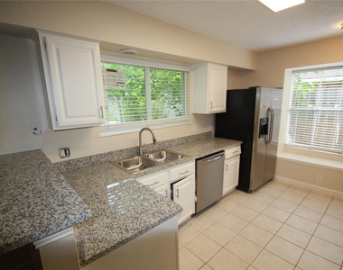 22138 Birch Valley Drive - Photo Thumbnail 6