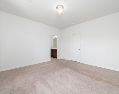 12054 Fairquarter Lane - Photo Thumbnail 16