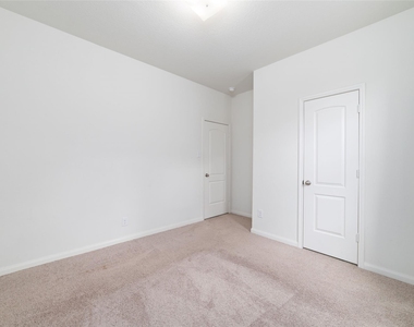 12054 Fairquarter Lane - Photo Thumbnail 19