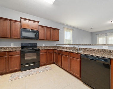 12054 Fairquarter Lane - Photo Thumbnail 7
